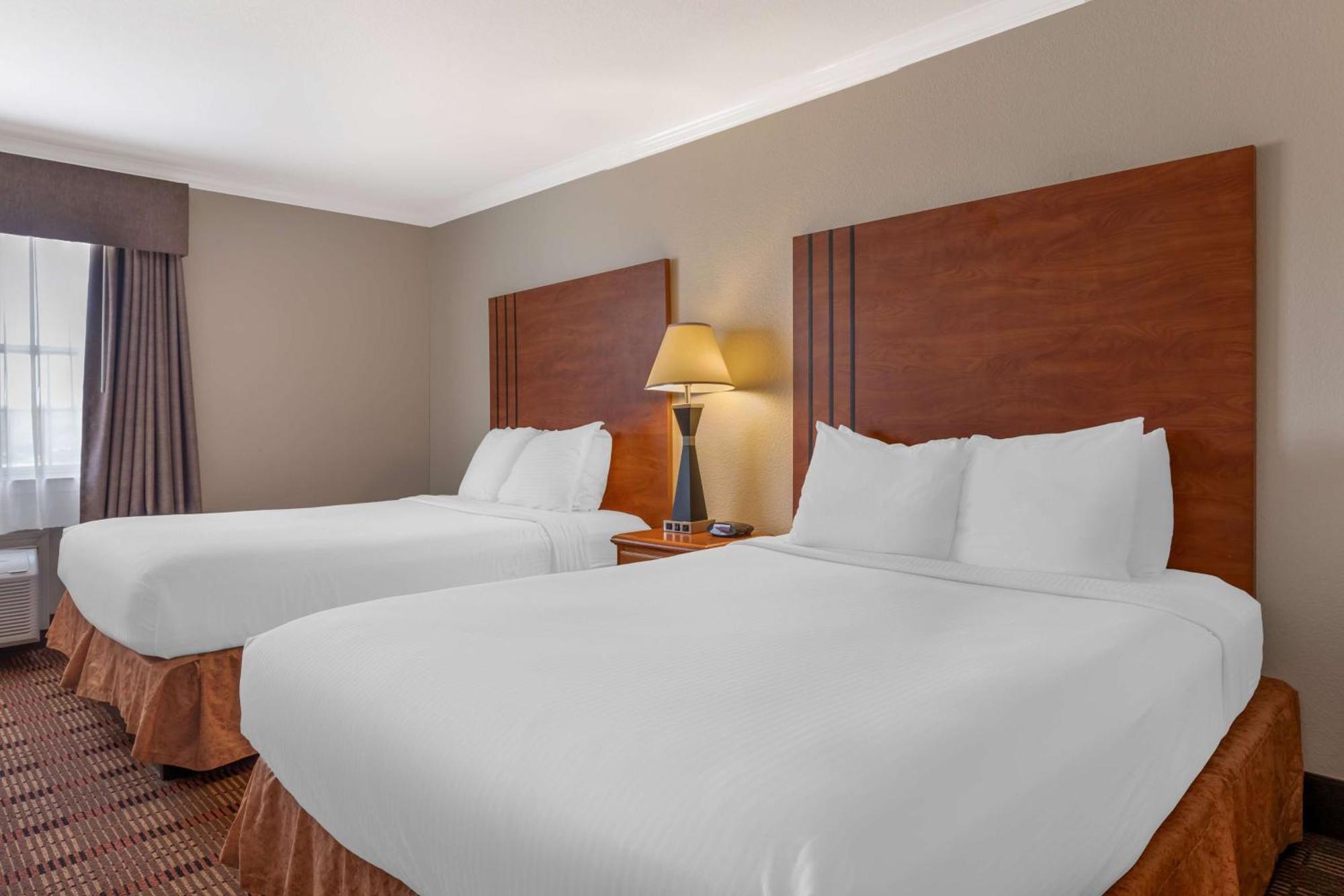 Best Western Club House Inn & Suites Mineral Wells Εξωτερικό φωτογραφία