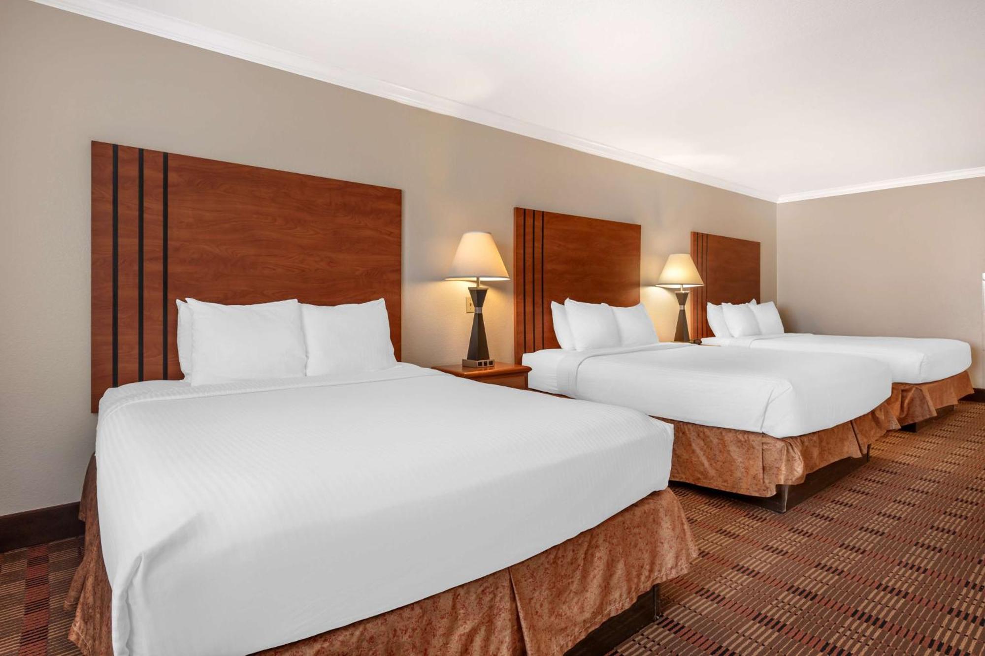 Best Western Club House Inn & Suites Mineral Wells Εξωτερικό φωτογραφία