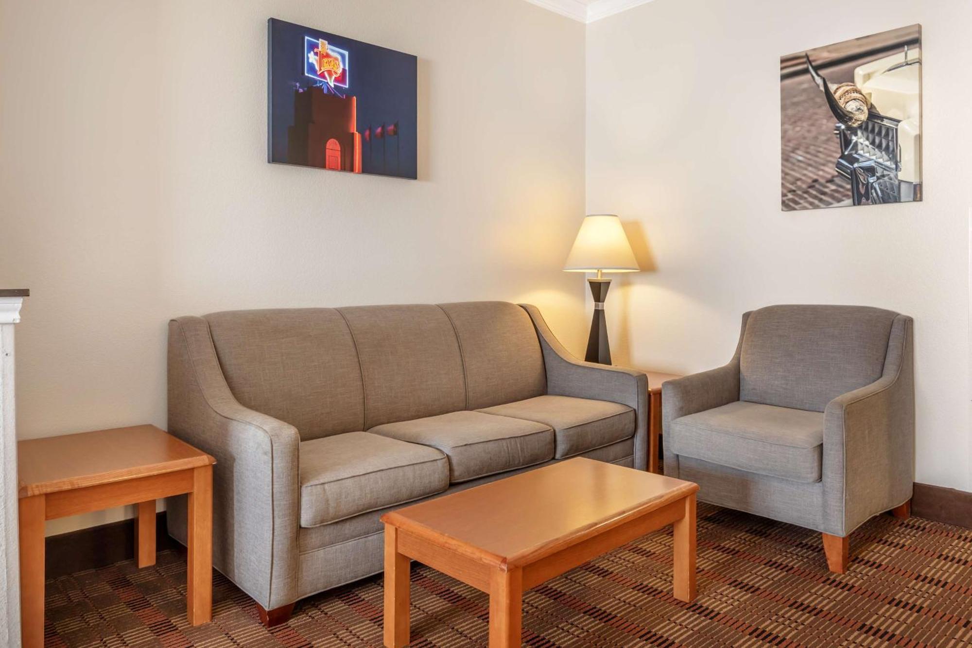 Best Western Club House Inn & Suites Mineral Wells Εξωτερικό φωτογραφία