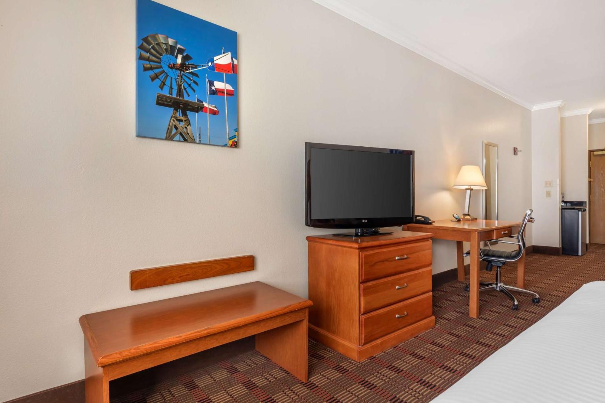 Best Western Club House Inn & Suites Mineral Wells Εξωτερικό φωτογραφία